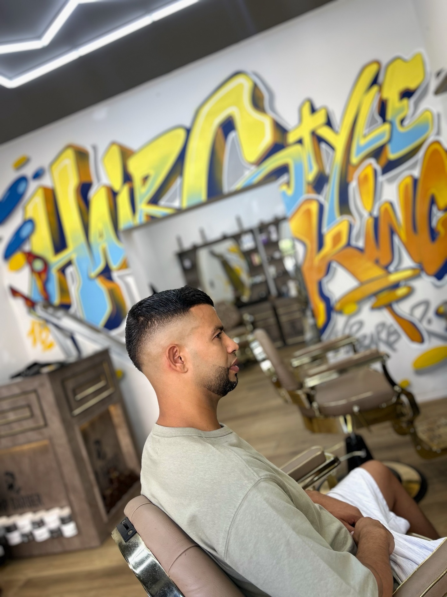 Taglio uomo con fade e barba curata — Scar Shop Prato